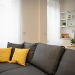 Viale Troya Modern Bilo - Design District